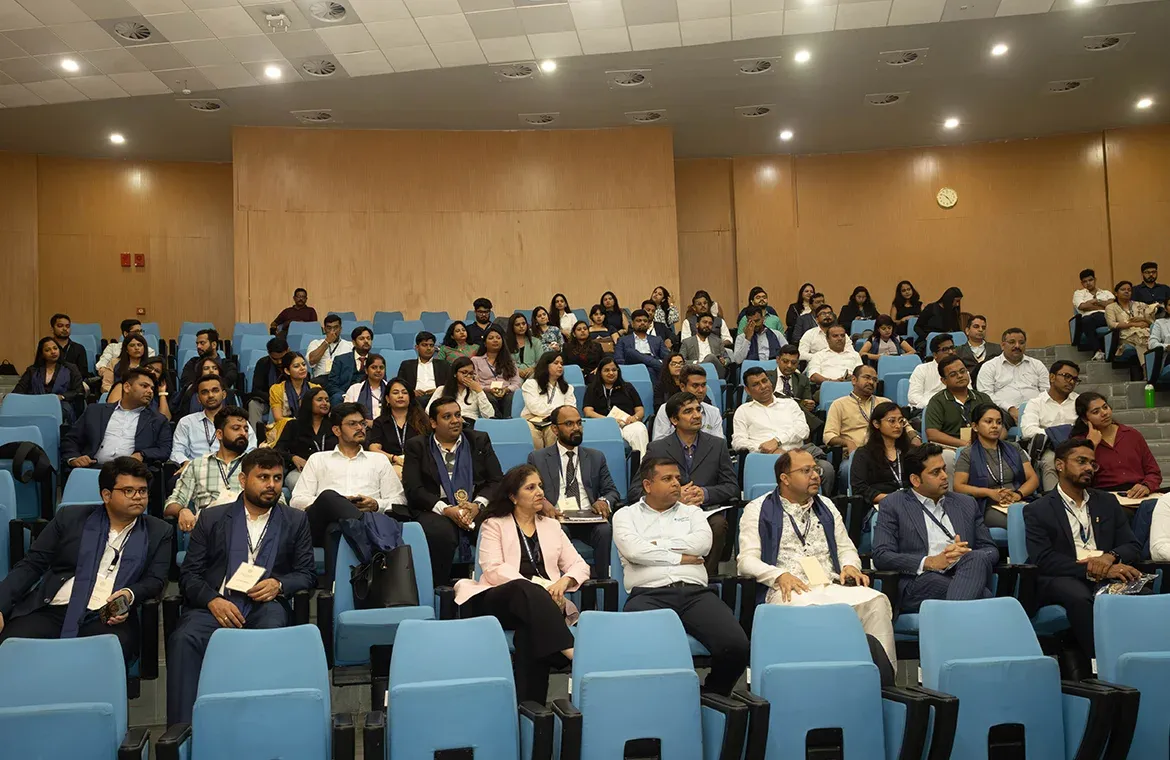 IIM Calcutta Executive Course.webp